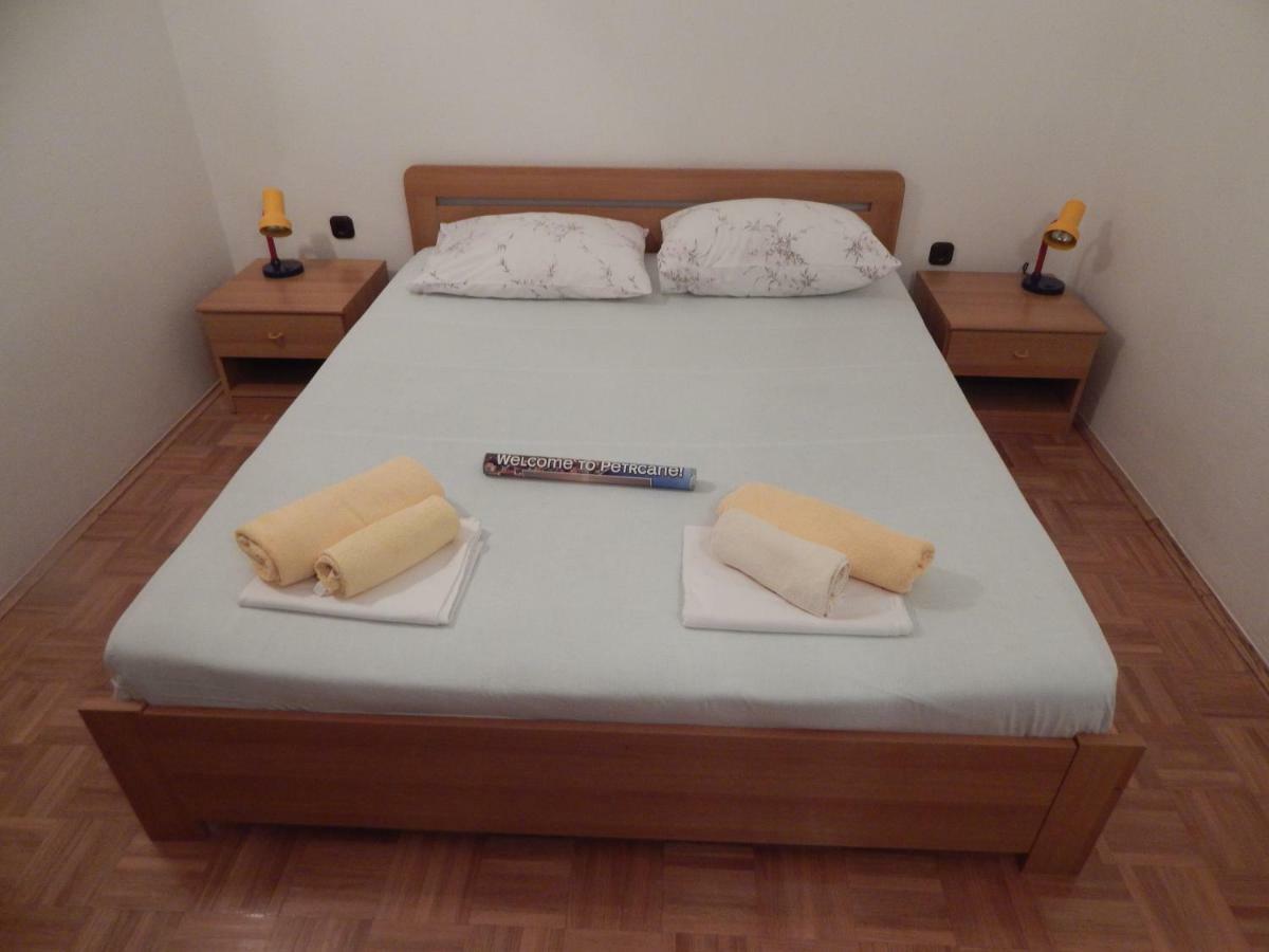Apartman Duje Petrcane Exterior foto