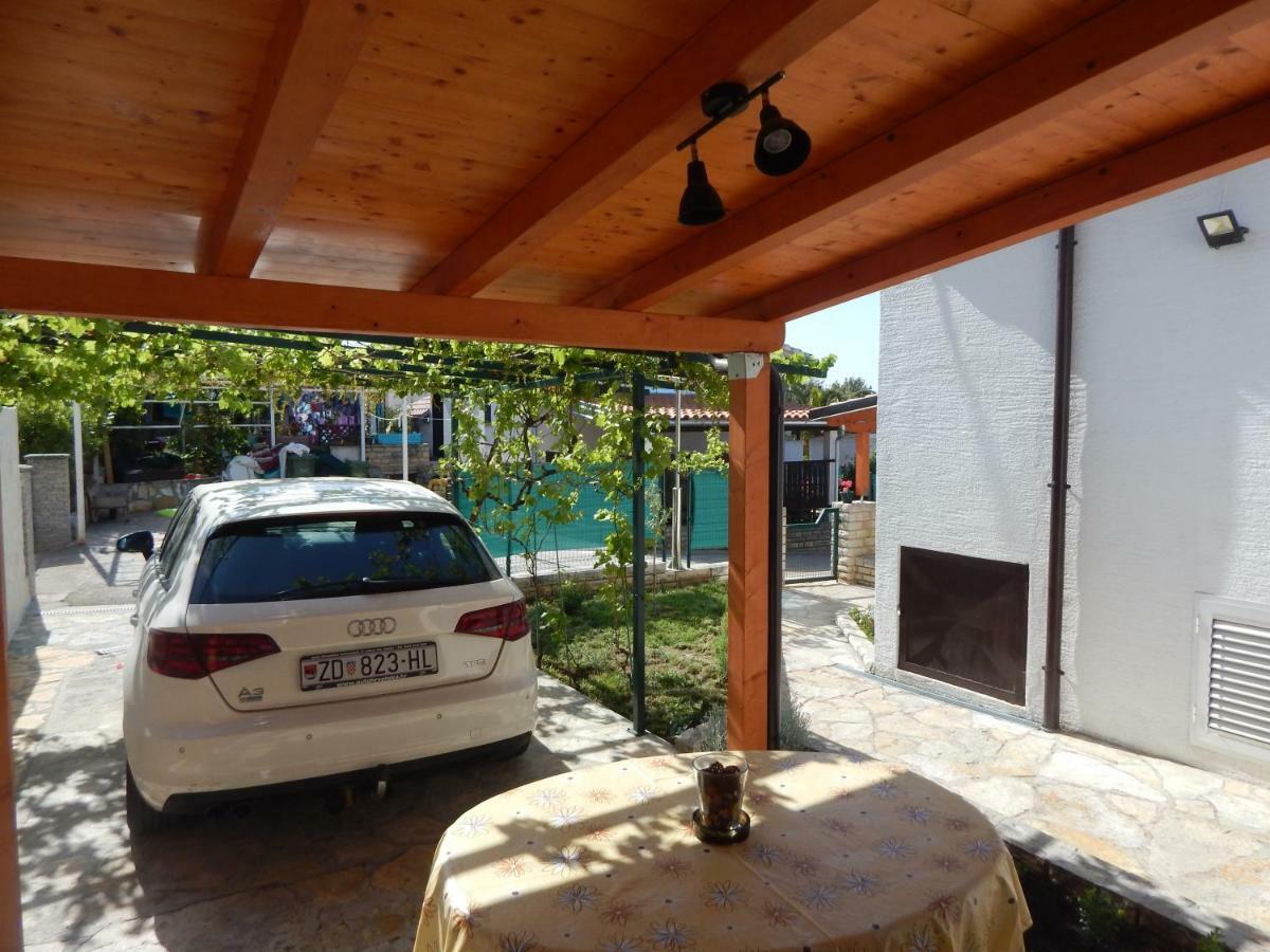 Apartman Duje Petrcane Exterior foto